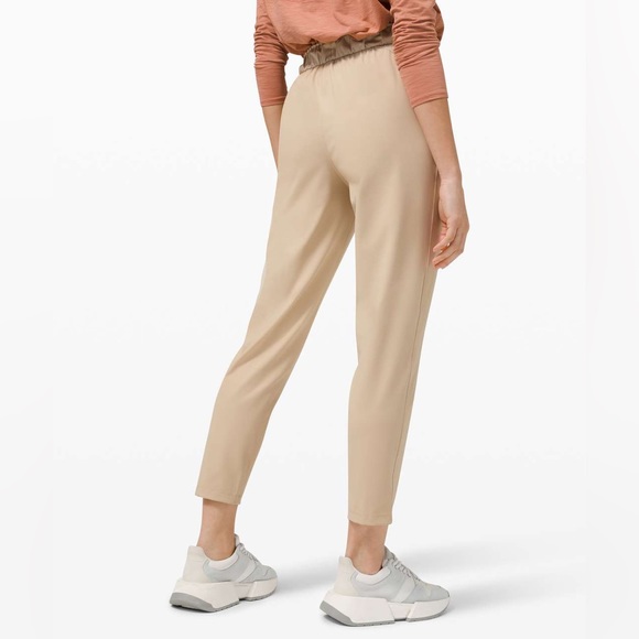 Lululemon HR Keep Moving 7/8 Pants - Picture 2 of 14